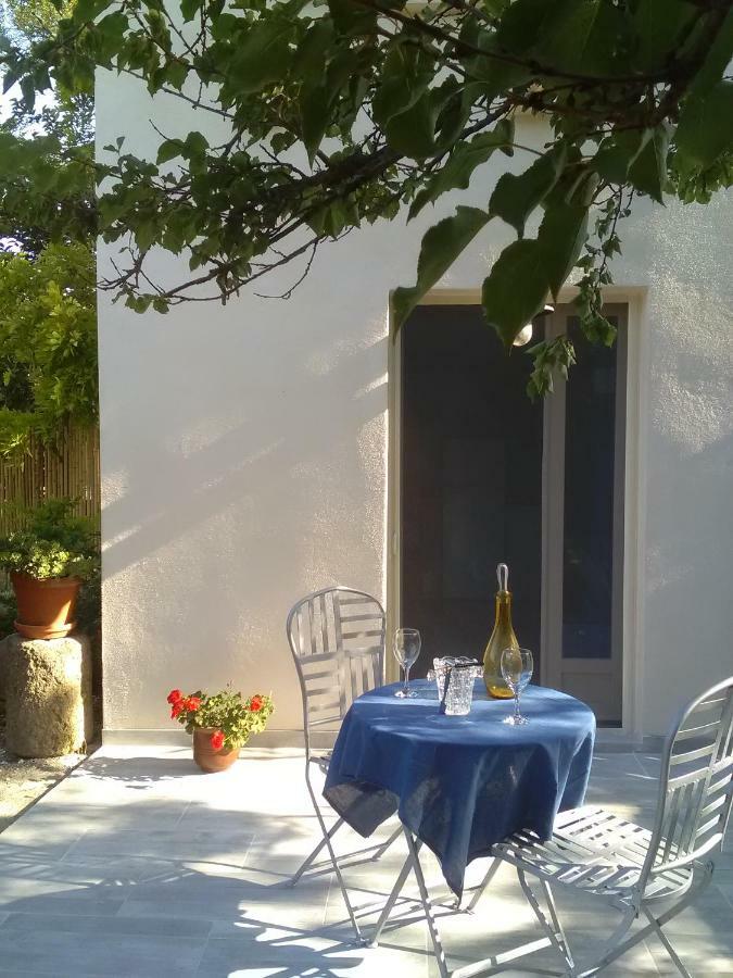 Gite De Charme Guest House Arles Luaran gambar